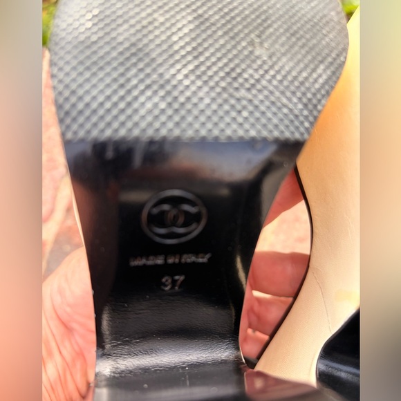 Luxurious Chanel Colorblock Leather Platforms 37 Authentic Damaged - Picture 11 of 13